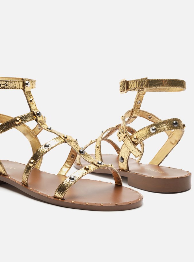 Sandália Rasteira Dourada Couro Gladiadora Studs