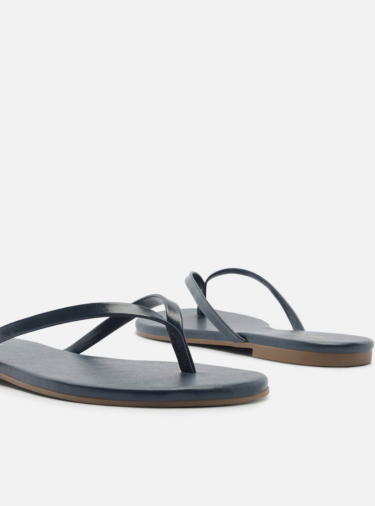 Rasteira Azul Verniz Tiras Flip Flop — foto 4
