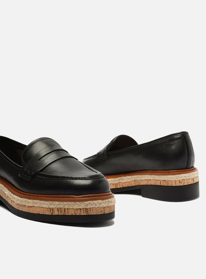 Mocassim Preto Couro Sola Multimaterial