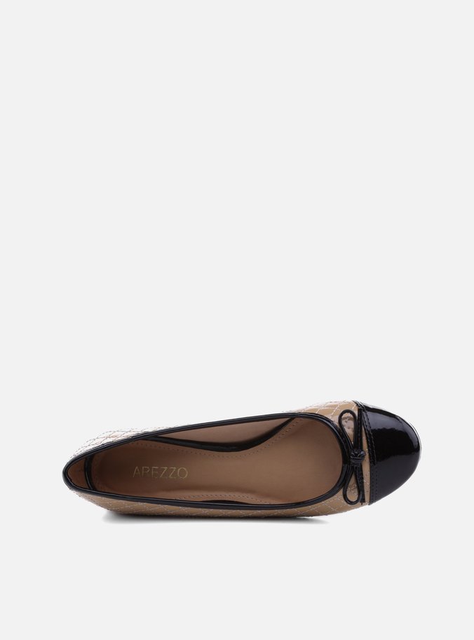 Sapatilha Classic Bege  com Preto