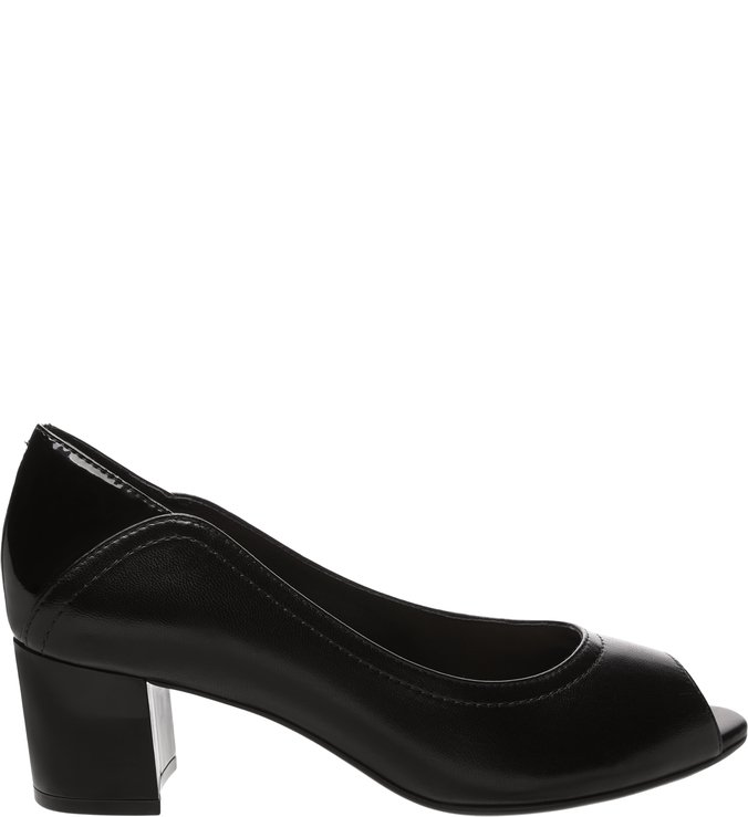 Scarpin Soft Verniz Salto Baixo Peep Toe Preto