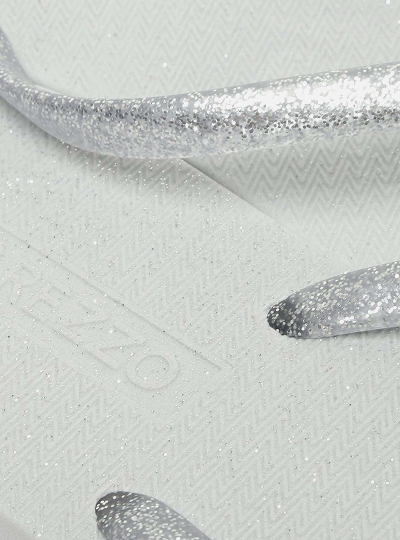 Chinelo de Dedo Prata Brizza — foto 6
