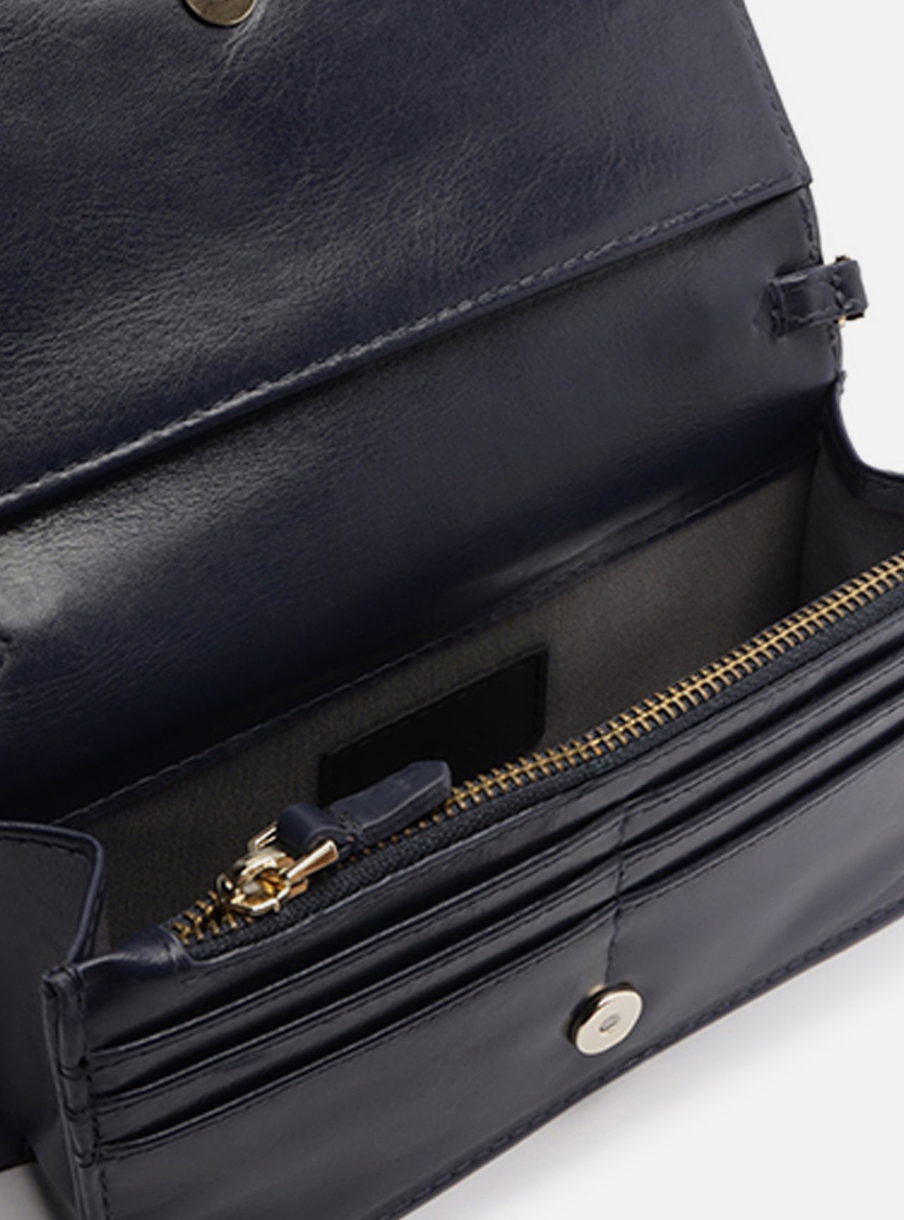Clutch Azul Couro Tramado Metal Geométrico — foto 4