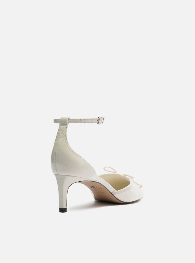 Scarpin Branco Couro Bico Redondo Aberto Laço