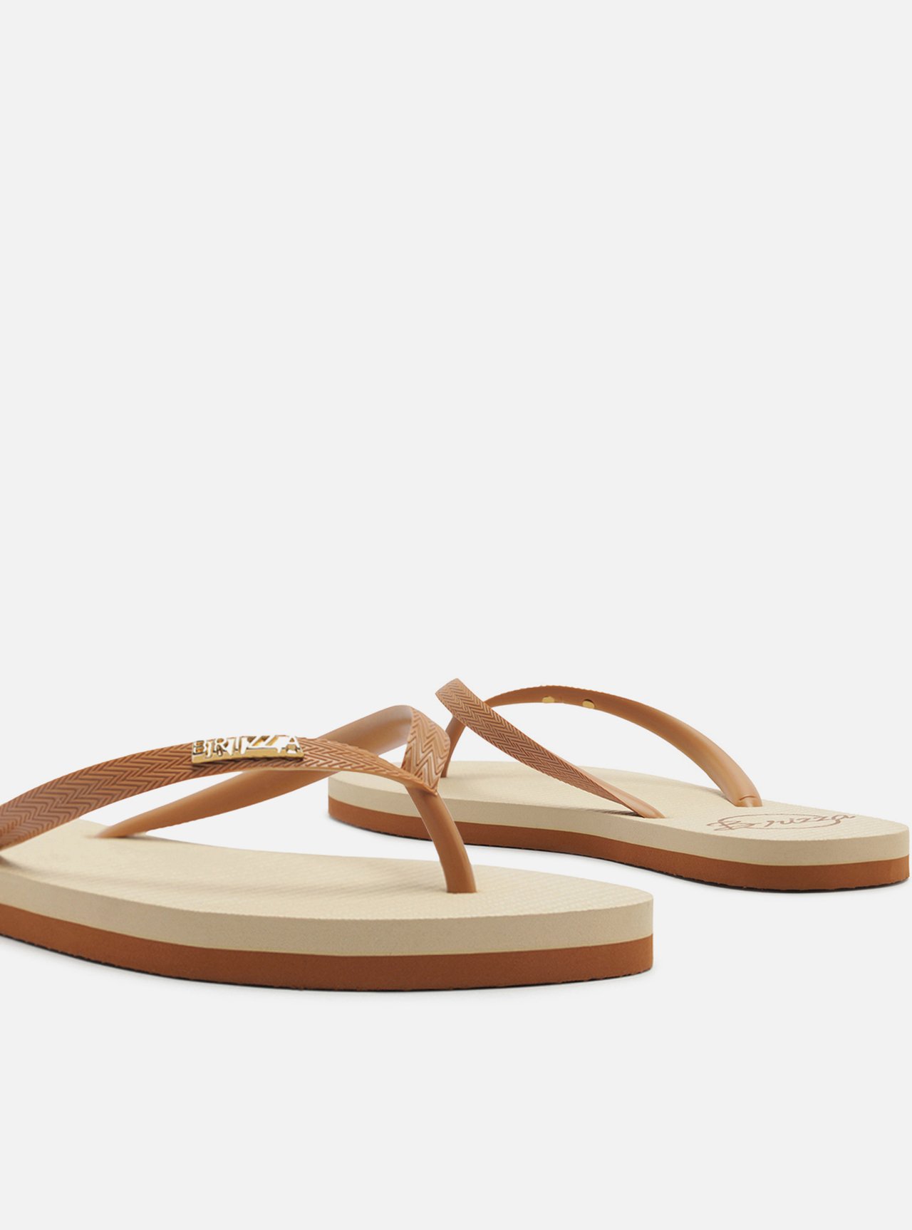 Chinelo de Dedo Marrom Flatform Metais Brizza — foto 4