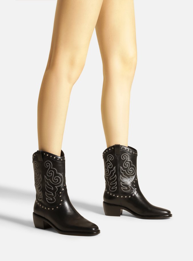 Bota Preta Couro Cano Médio Bordado Western