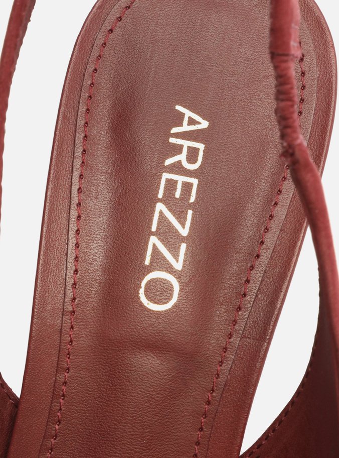 Scarpin Vermelho Nobuck Salto Baixo Helena
