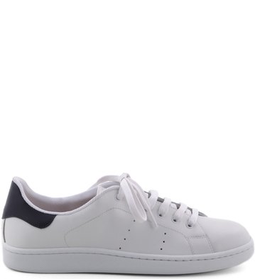 Tenis Branco com Detalhe Preto