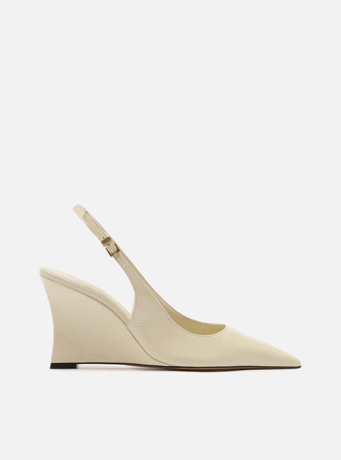 Scarpin Off-White Couro Salto Anabela Slingback