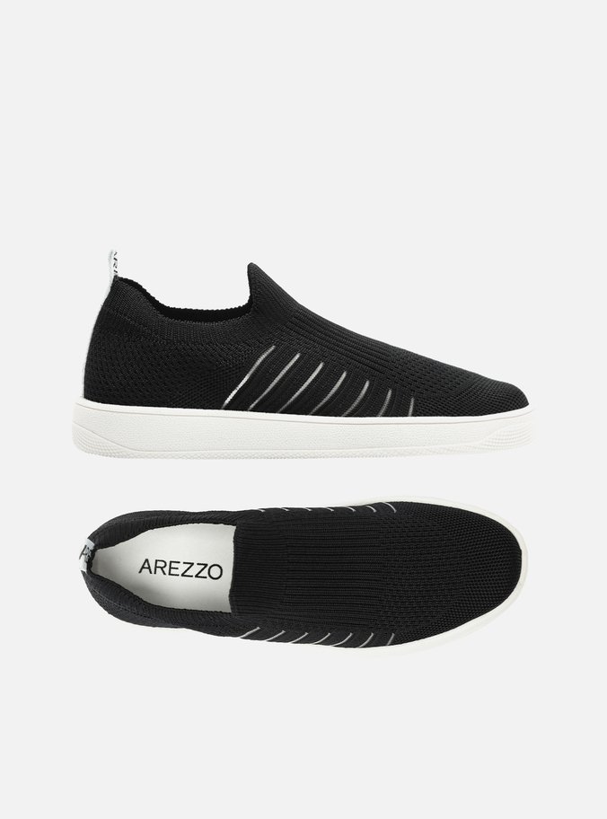 Tênis Slip On Preto Knit Bico Redondo