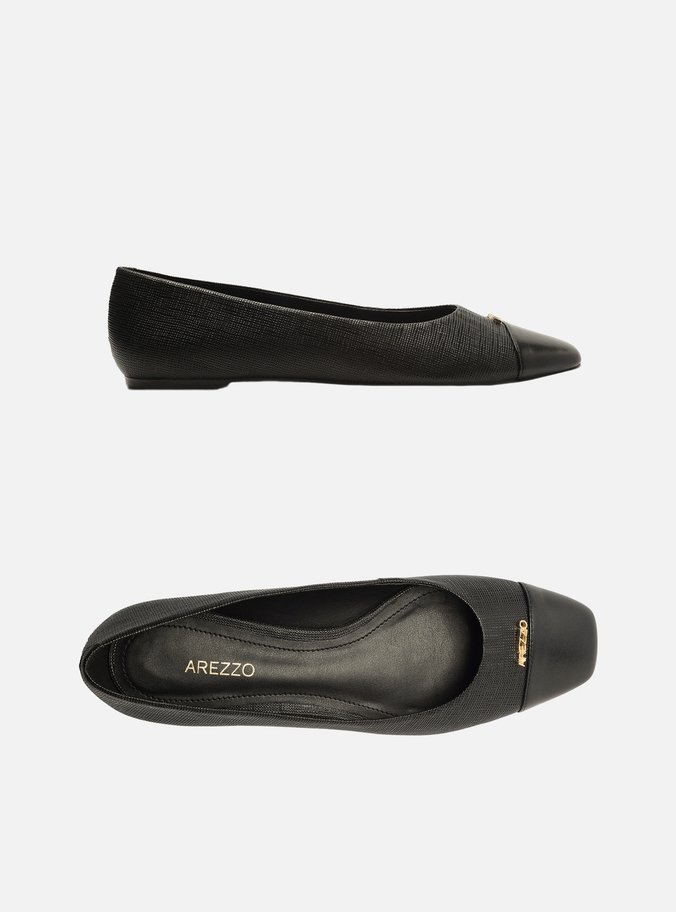 Sapatilha Preta Cap Toe Bico Quadrado
