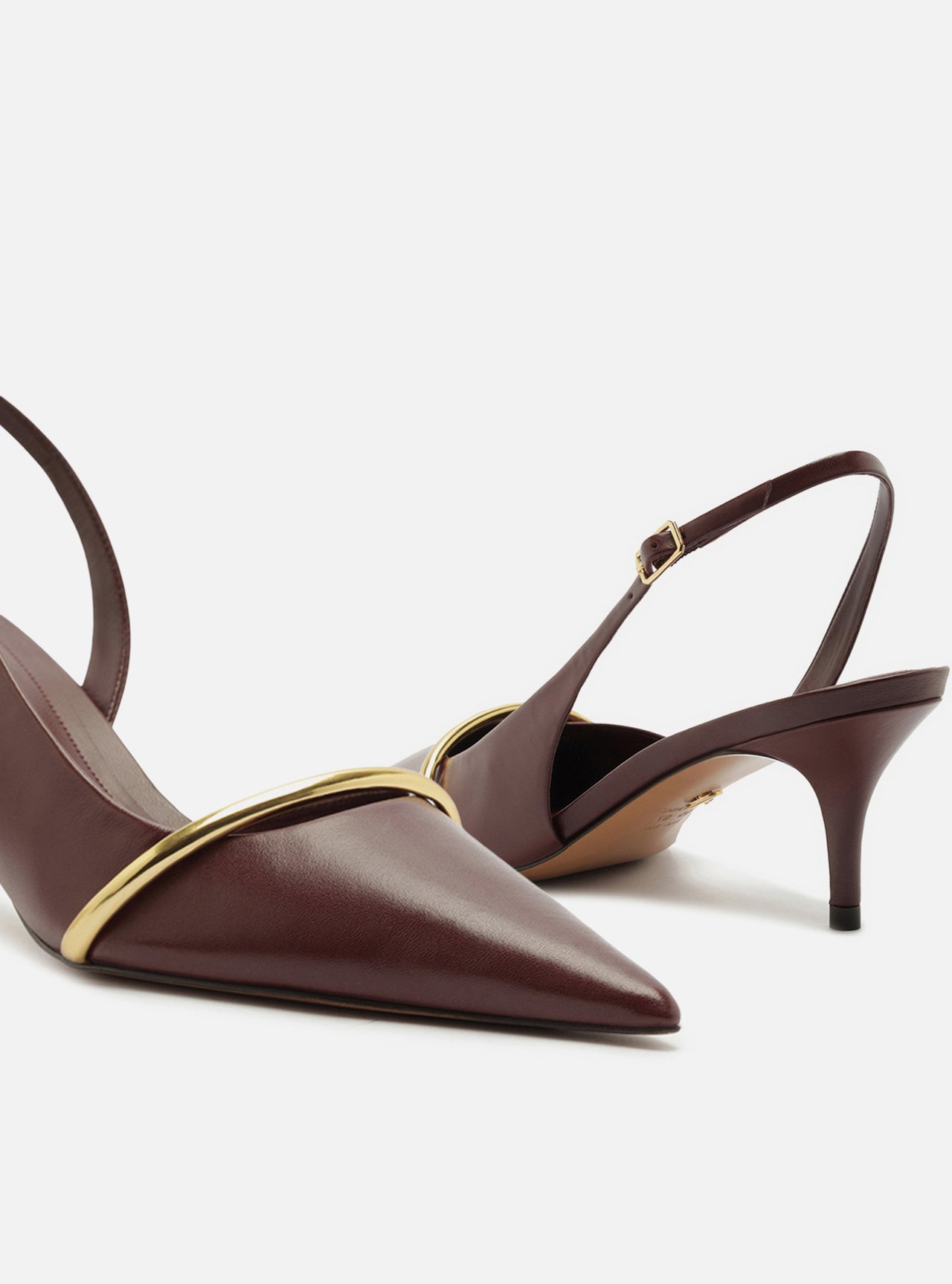 Scarpin Vermelho Slingback Salto Fino Metal Dourado — foto 4