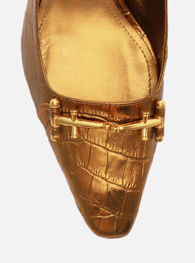 Scarpin Dourado Croco Bico Fino Slingback Bridão