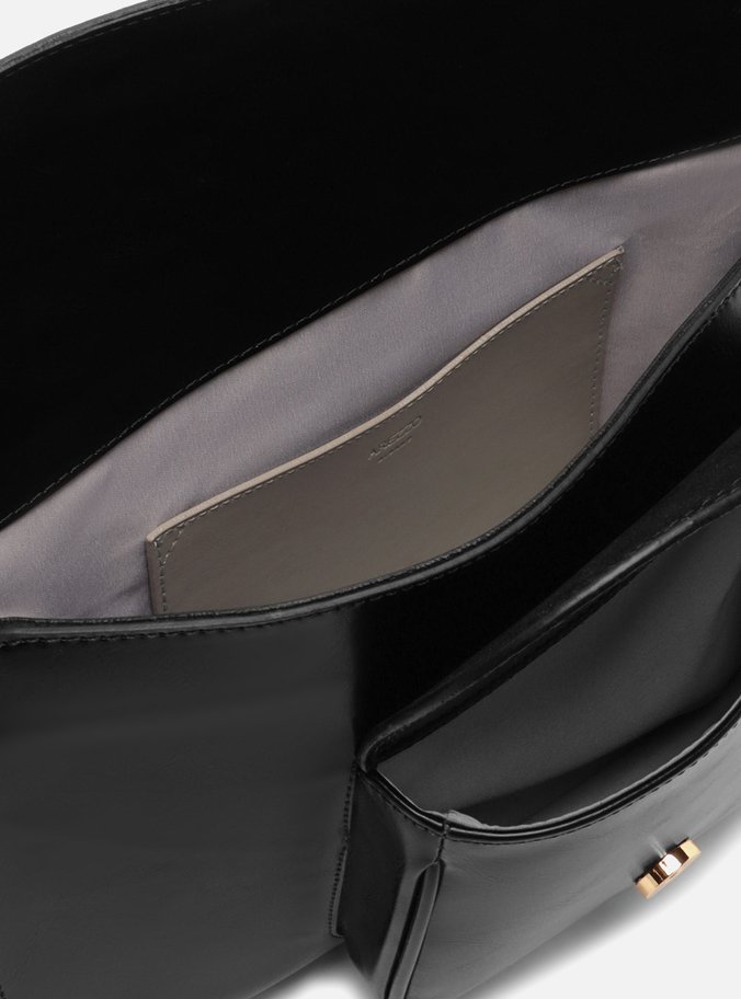 Bolsa Shoulder Preta Média Bolso Camurça