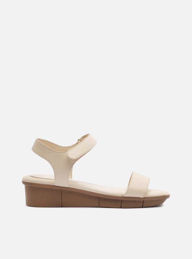 Sandália Off-White Couro Flatform Comfort