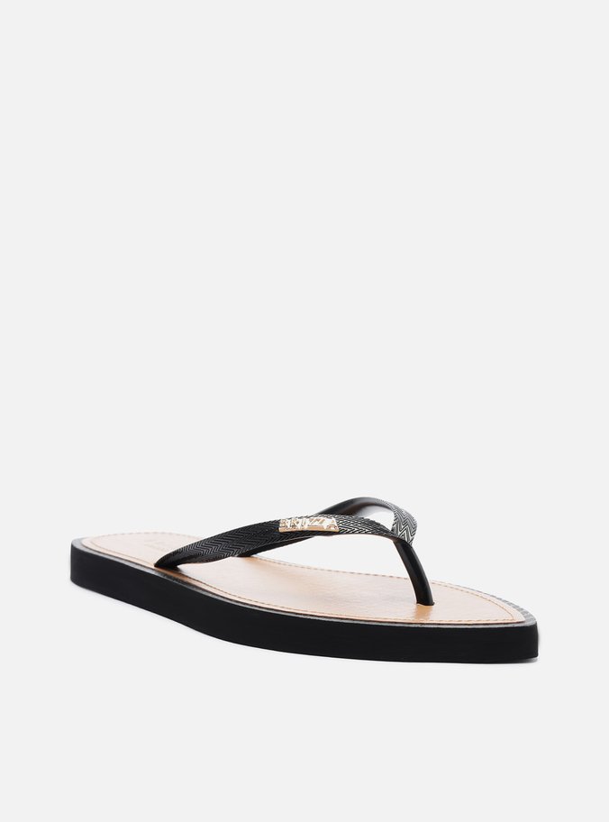 Chinelo de Dedo Preto Bico Folha Brizza