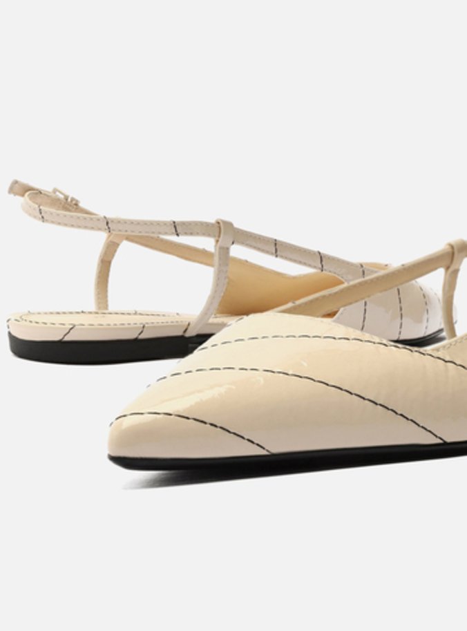 Sapatilha Off-White Aberta Helena