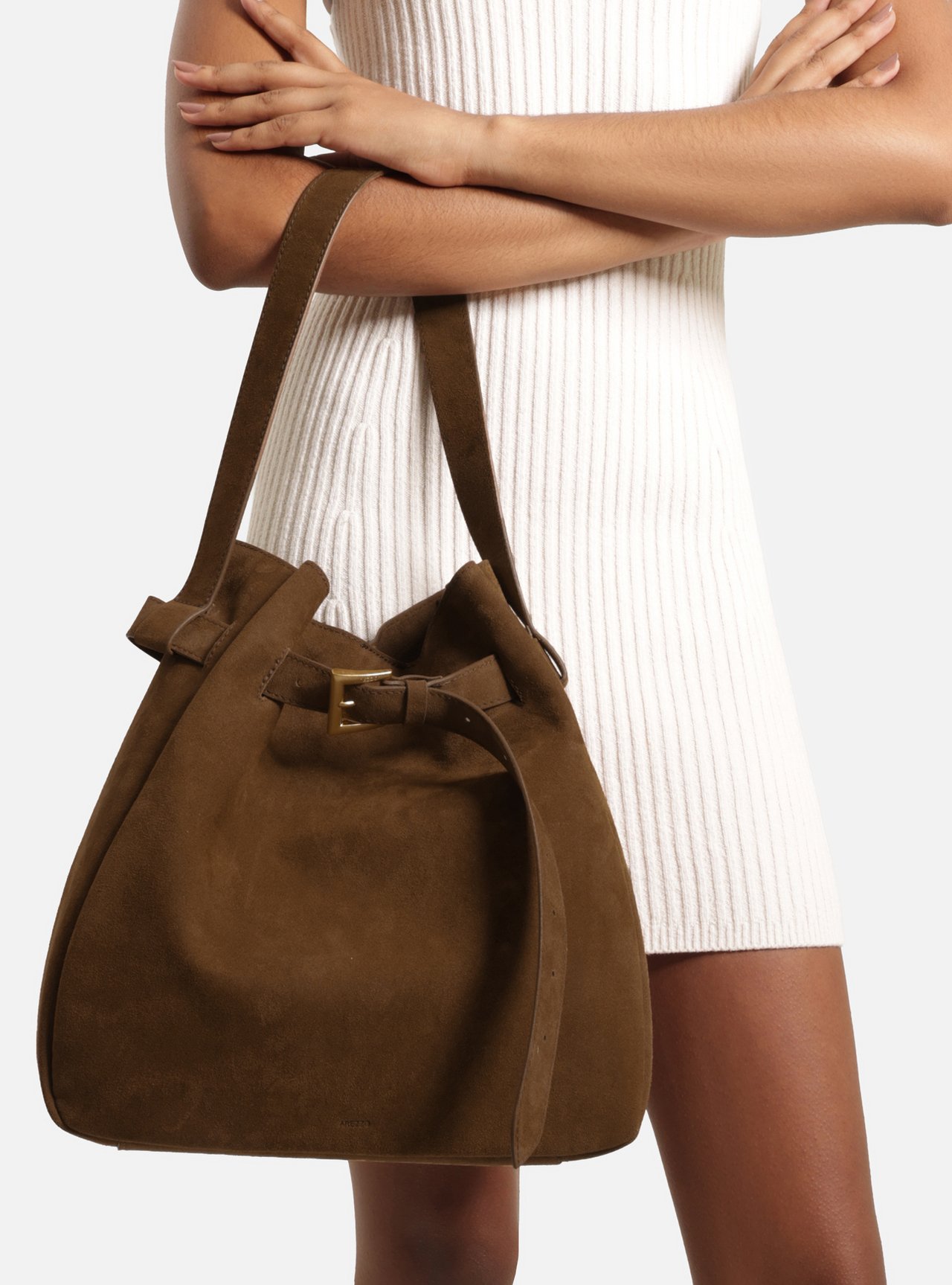 Bolsa Hobo Marrom Couro Grande Fivela — foto 7