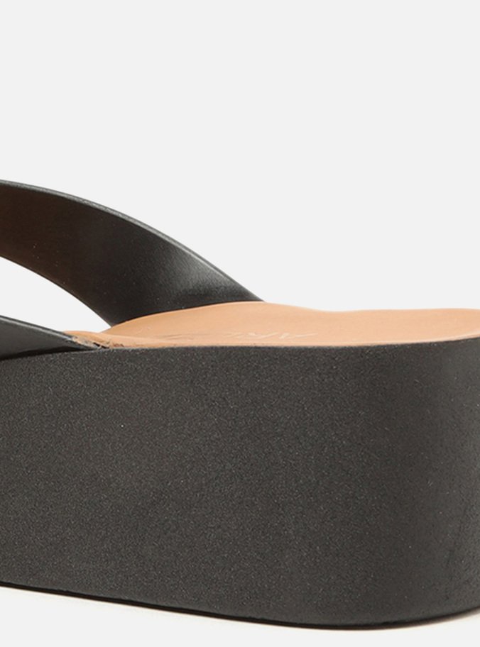 Chinelo Preta Flatform Brizza