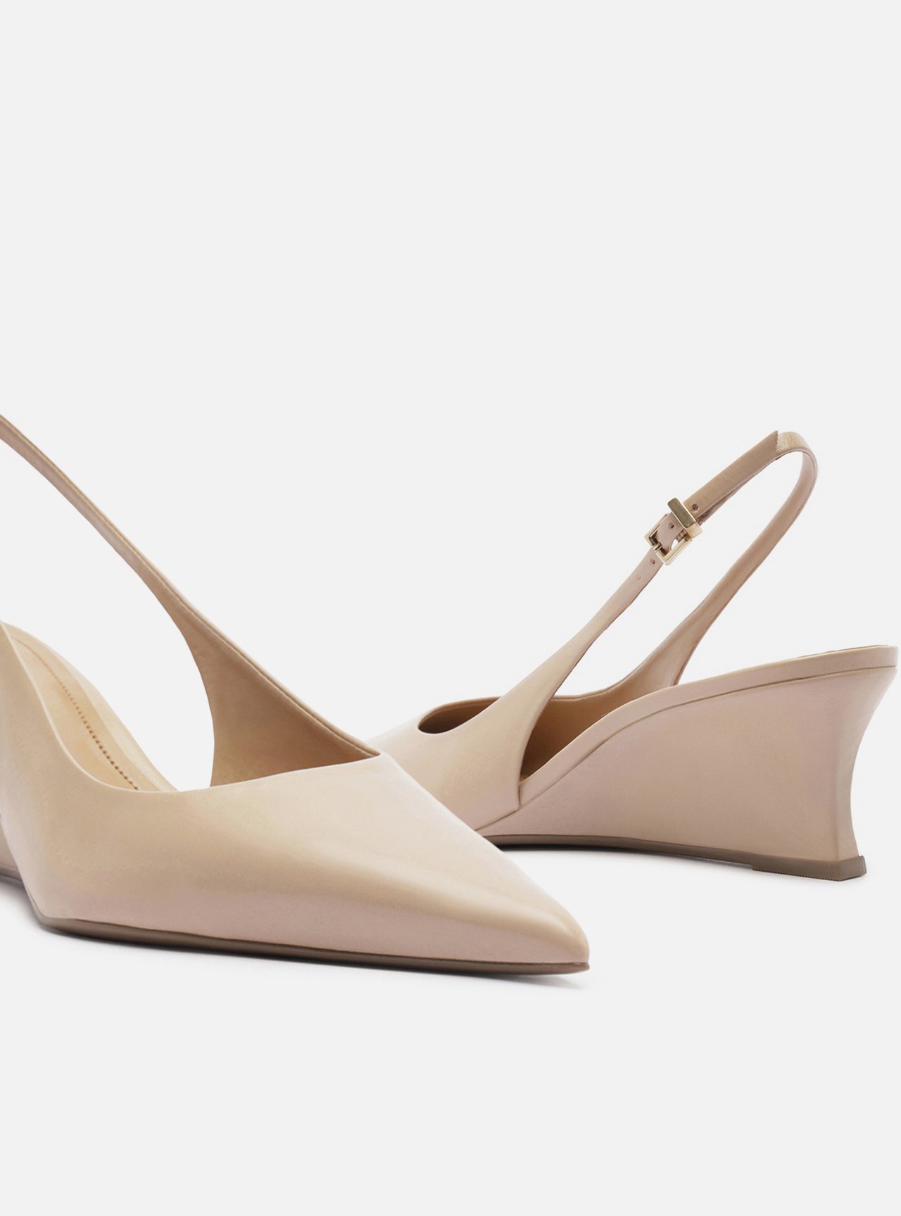 Scarpin Bege Couro Salto Baixo Anabela Slingback — foto 4