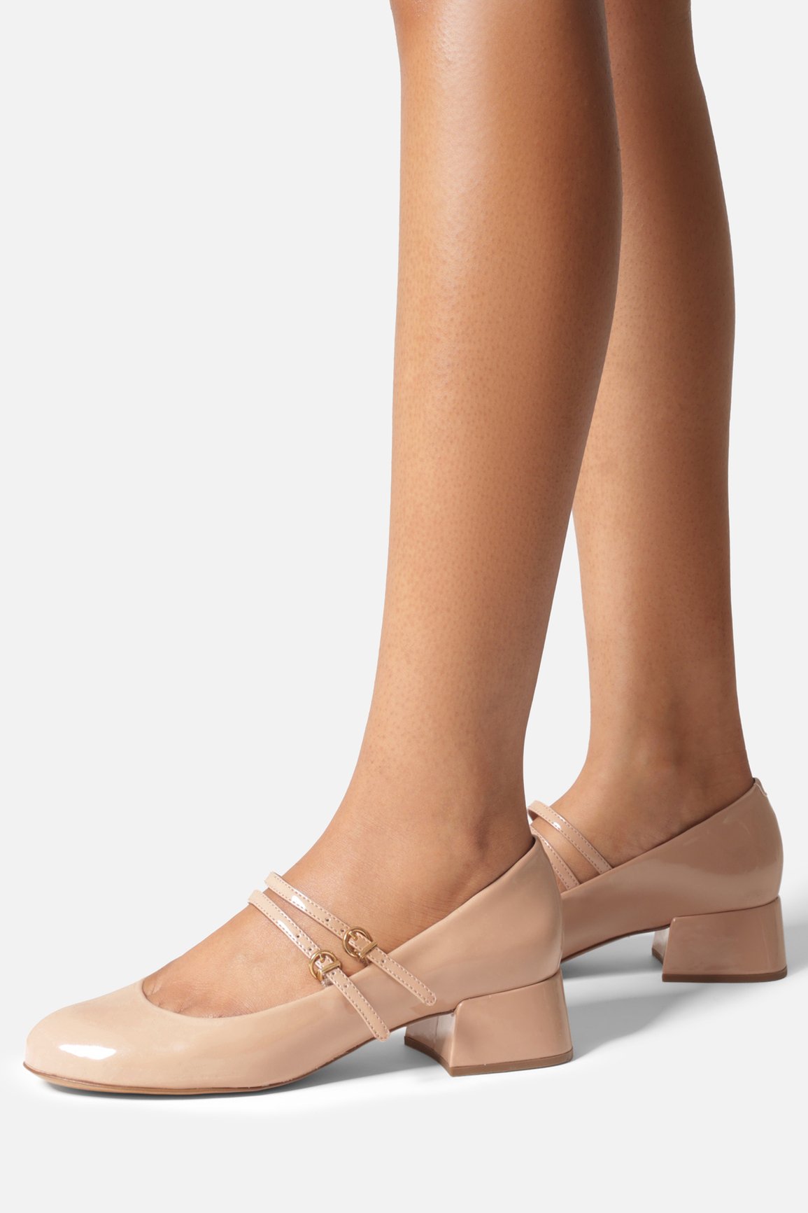 Scarpin Nude Verniz Salto Bloco Fivela — foto 6