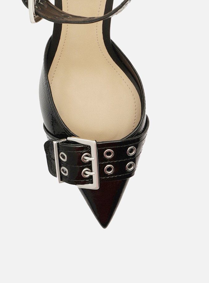 Scarpin Preto Verniz Ankle Strap Fivelas