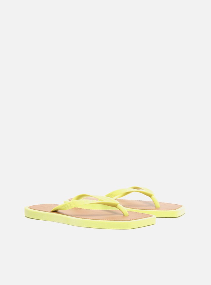 Chinelo de Dedo Amarelo Bico Quadrado Palmilha Brizza