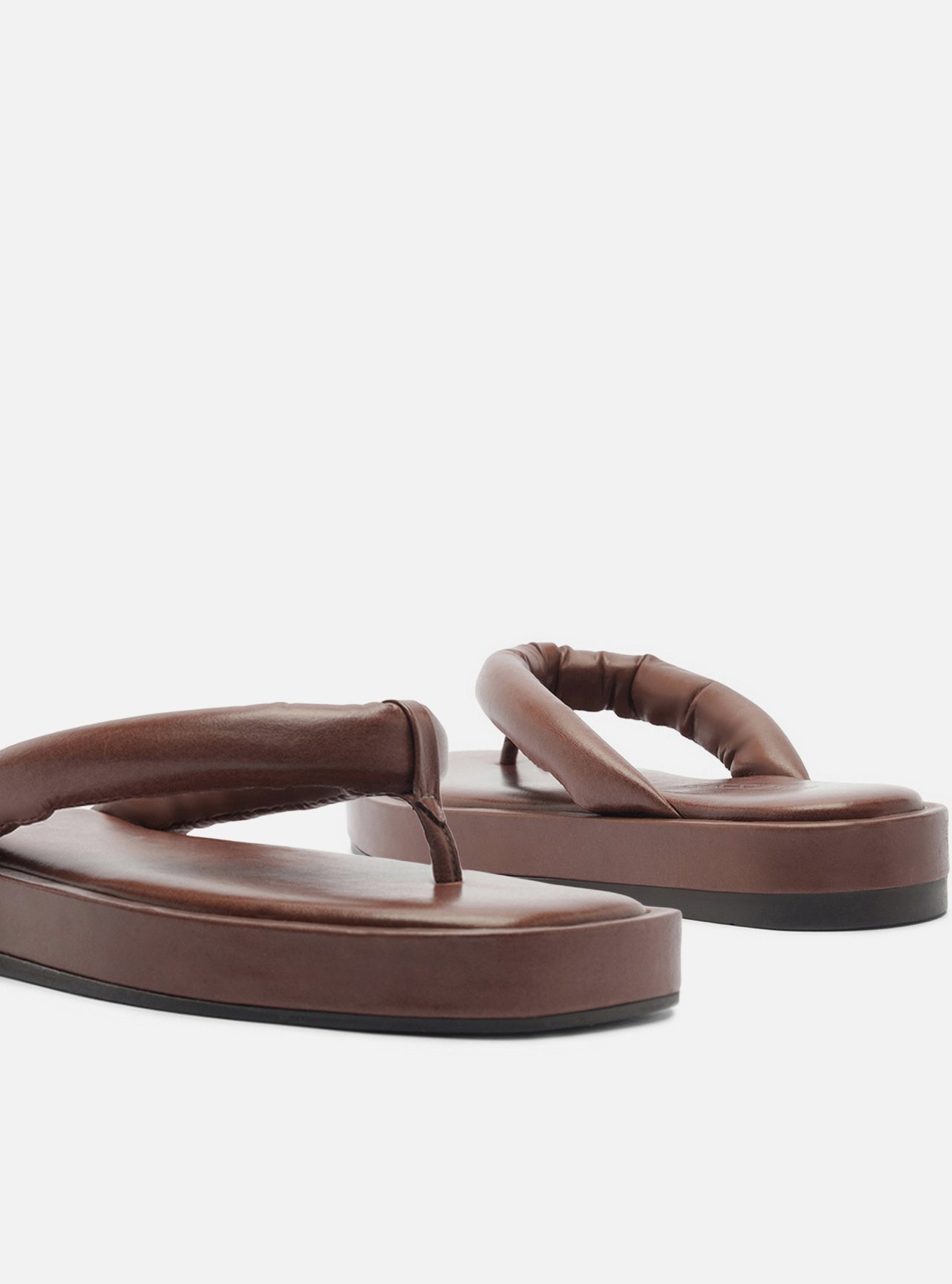 Sandália Marrom Couro Salto Flatform Tiras — foto 4