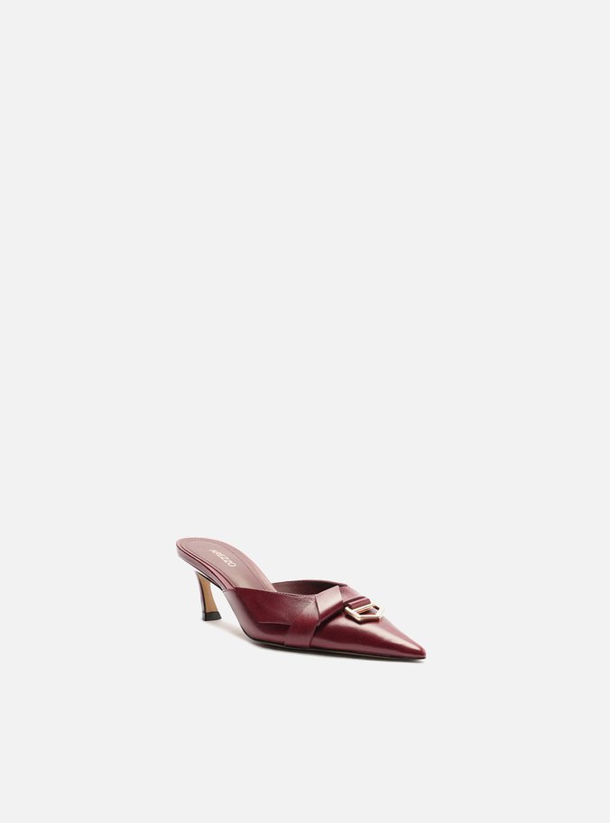 Mule Vermelho Couro Bico Fino Salto Baixo