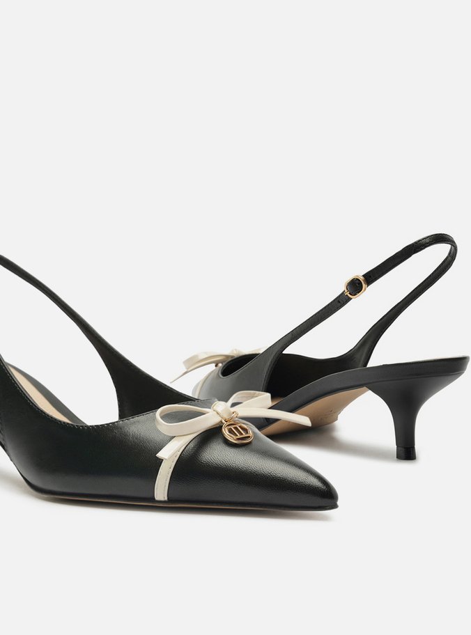 Scarpin Preto Couro Salto Baixo Slingback Laço