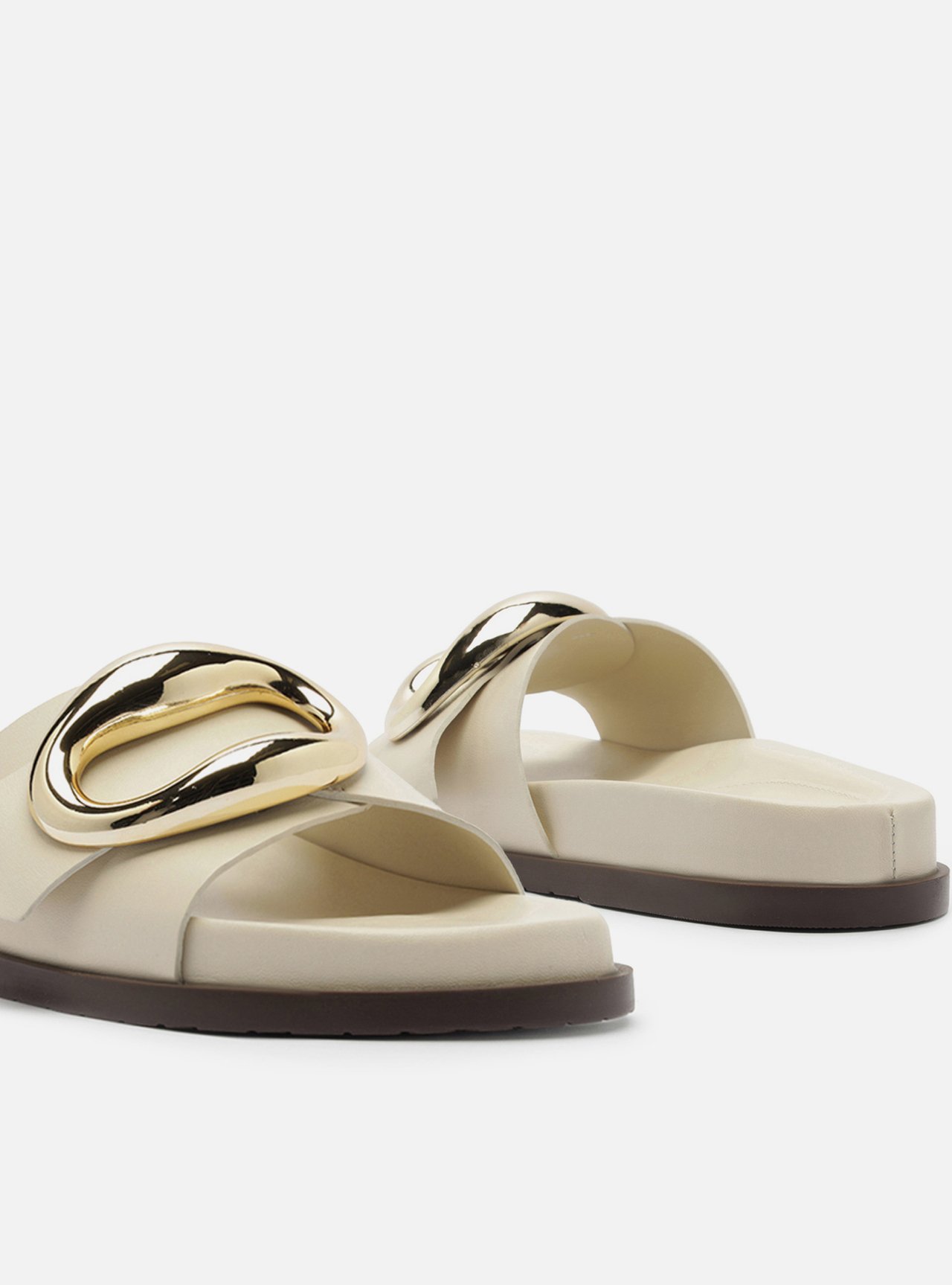 Rasteira Slide Off-White Couro Metal Orgânico — foto 4