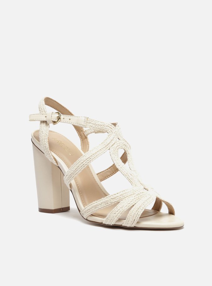 Sandália Off-White Bloco Alto Bordado