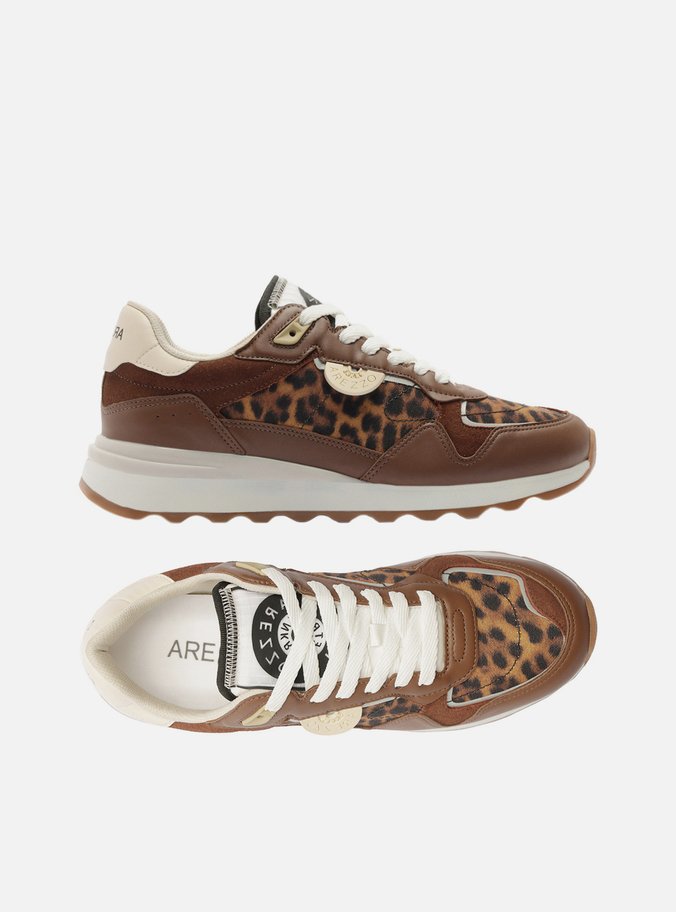 Tênis Marrom Animal Print Multimaterial Retrô