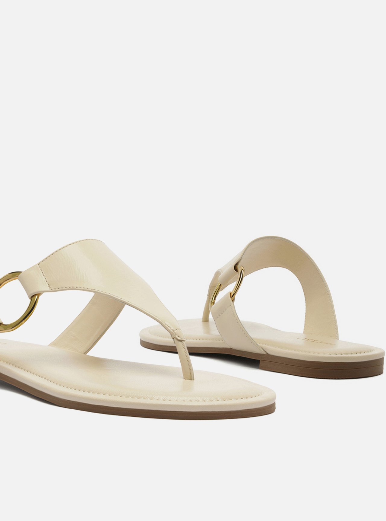 Sandália Rasteira Off-White Couro Thong Argola — foto 4