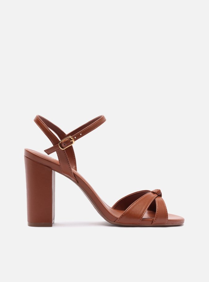 Sandália Marrom Salto Bloco Fivela