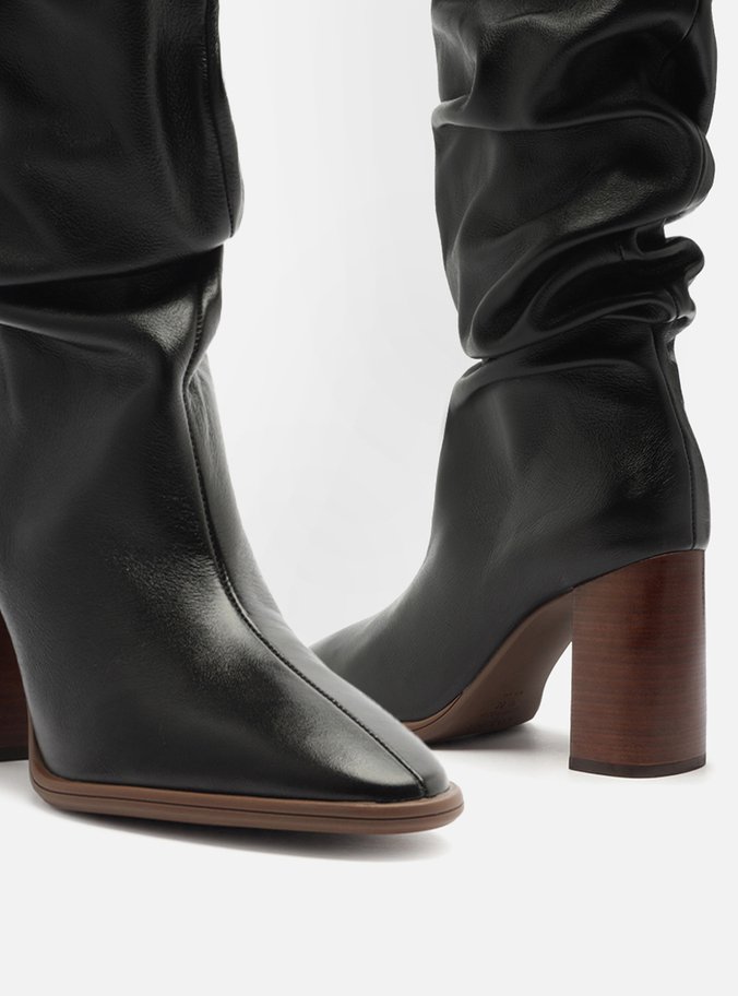 Bota Preta Couro Cano Alto Salto Alto