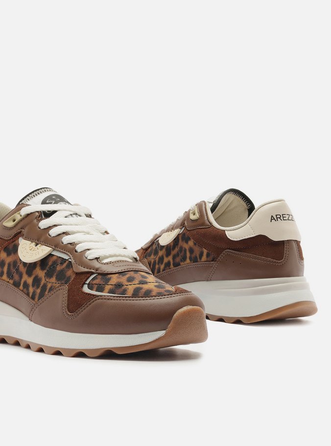 Tênis Marrom Animal Print Multimaterial Retrô