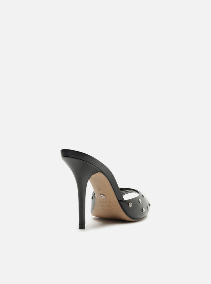 Mule Preta Couro Salto Alto Fino Tachas