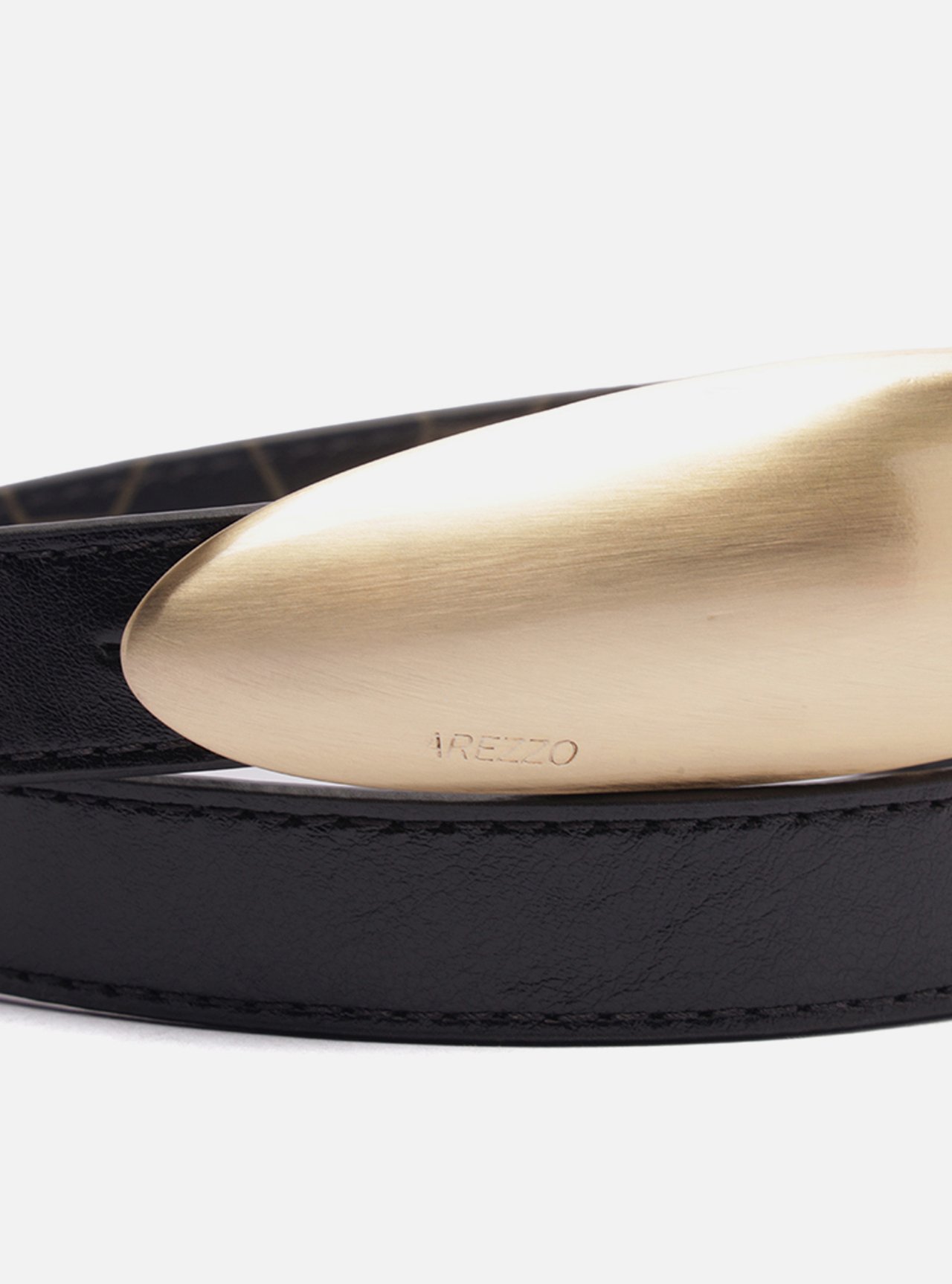 Cinto Preto Couro Médio Fivela Oval Metal — foto 4