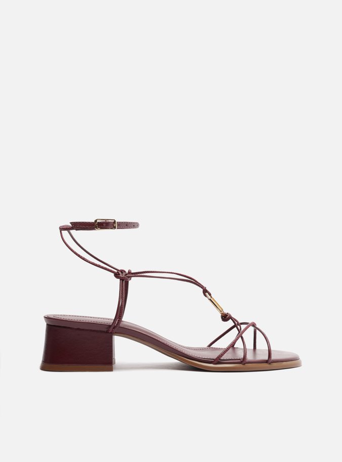 Sandália Vermelha Salto Bloco Tiras Metal