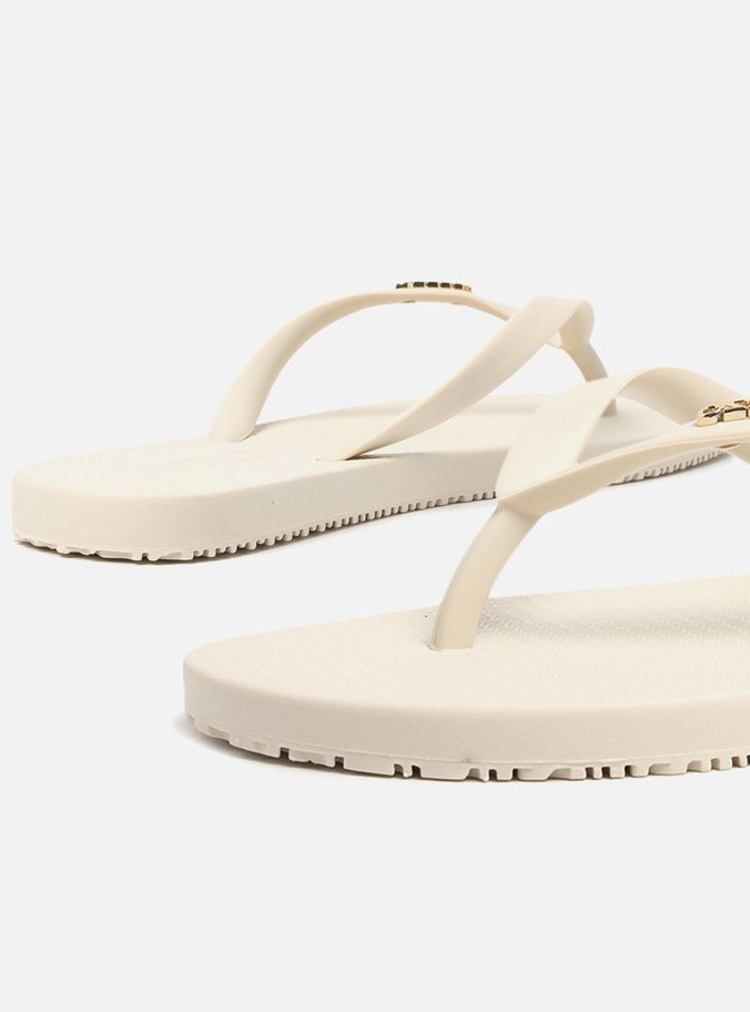 Chinelo de Dedo Off-White Brizza