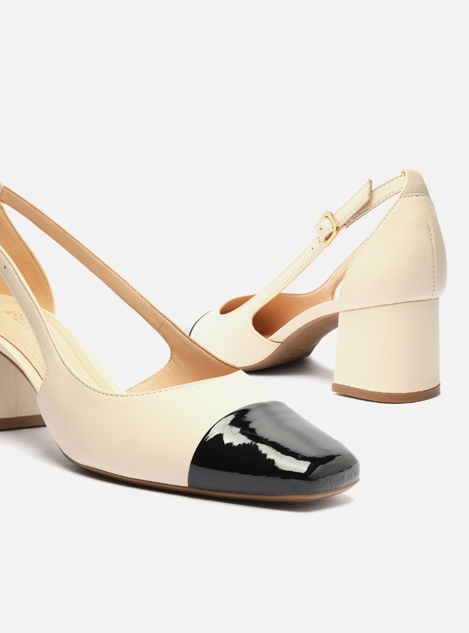 Scarpin Off-White Couro Aberto Cap Toe Verniz