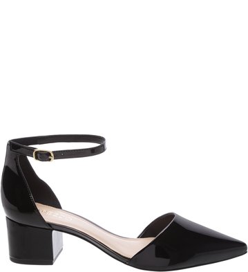 Scarpin Verniz Bico Fino Fivela Preto