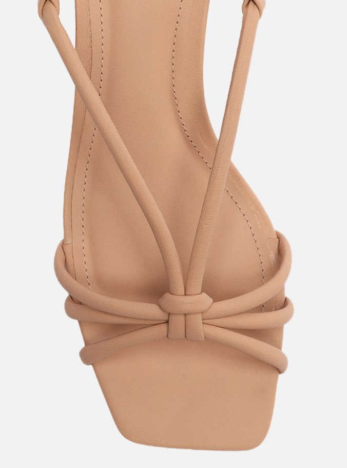 Sandália Nude Salto Bloco Quadrado Tiras