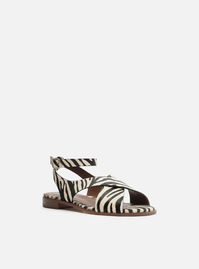 Rasteira Animal Print Tiras Largas Cross Fivela