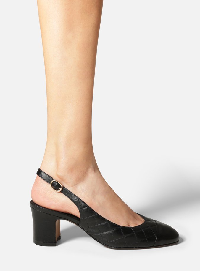 Scarpin Preto Couro Salto Bloco Fivela Slingback