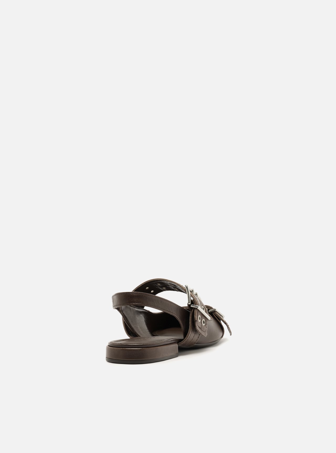Sapatilha Marrom Couro Bico Fino Metais Slingback — foto 3