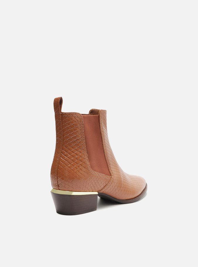 Bota Marrom Couro Skin Cano Curto Salto Baixo