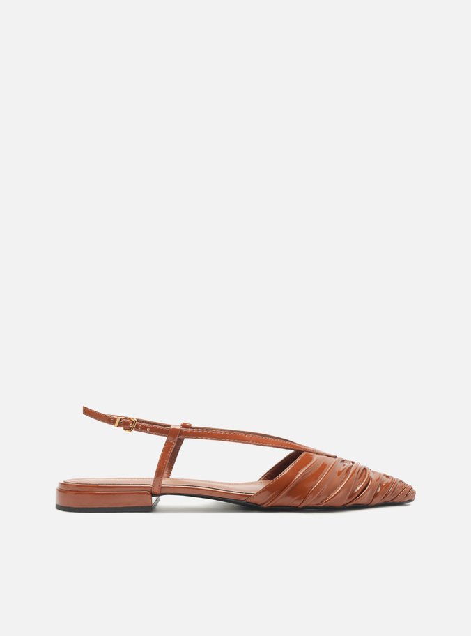 Sapatilha Marrom Verniz Bico Fino Slingback