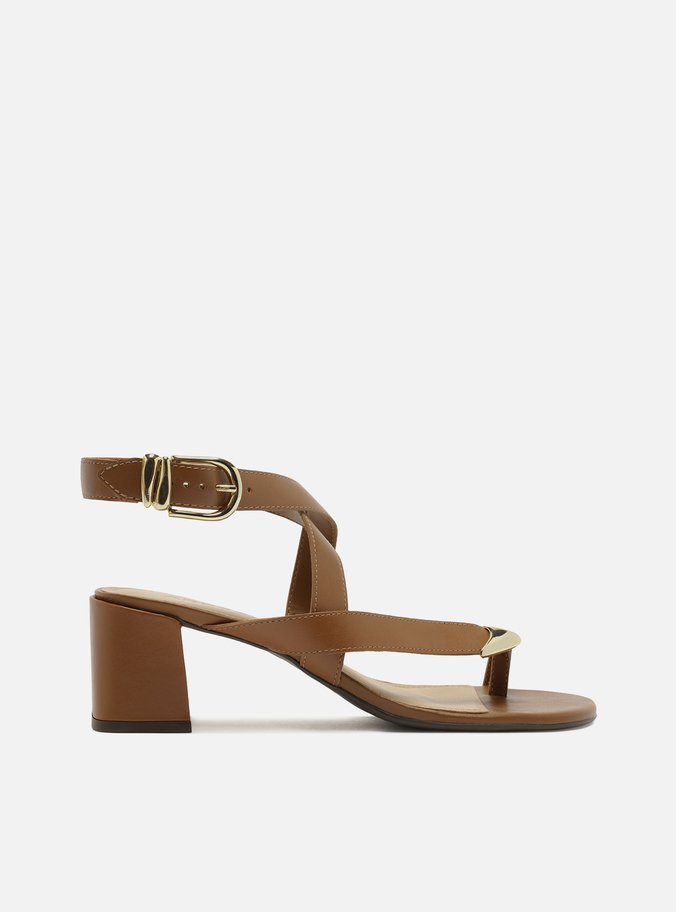 Sandália Marrom Couro Bloco Tiras Ponteira Metal